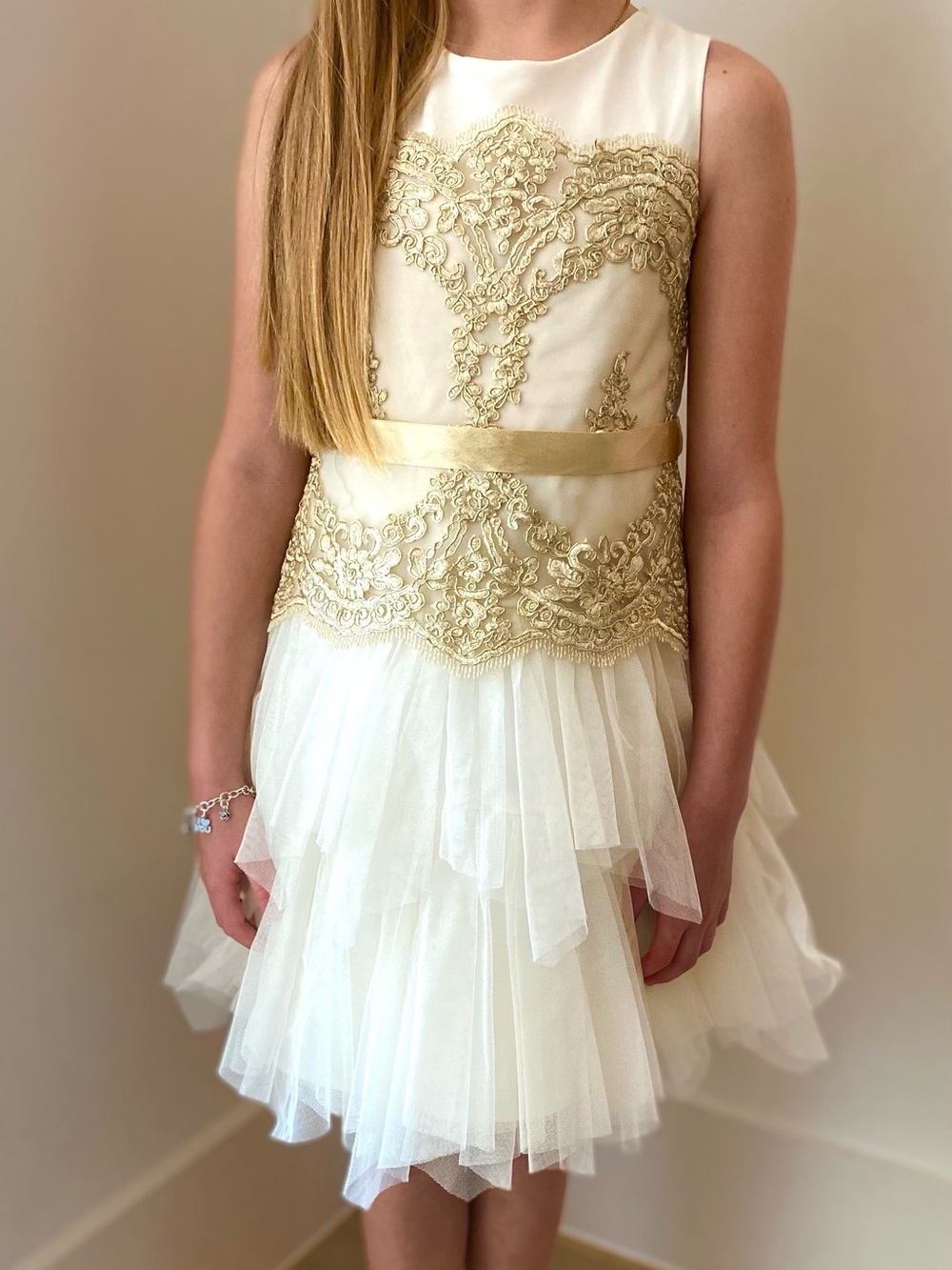 Girls’ Size 6X CHANTILLY PLACE Cream Gold Fancy Dress